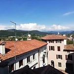 Loft In Piazza Con Soppalco * Cividale del Friuli