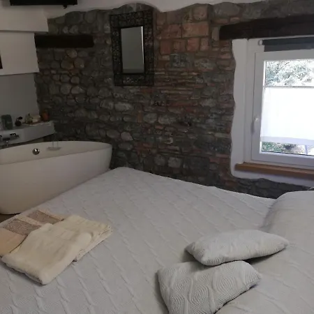 Loft In Piazza Con Soppalco شقة Cividale del Friuli