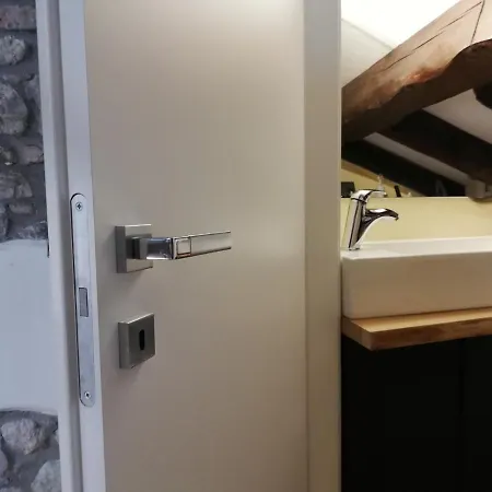 Apartment Loft In Piazza Con Soppalco