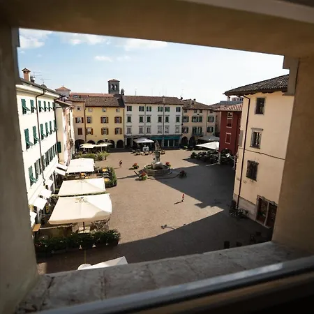Apartment Loft In Piazza Con Soppalco *
