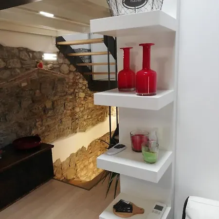 Apartment Loft In Piazza Con Soppalco