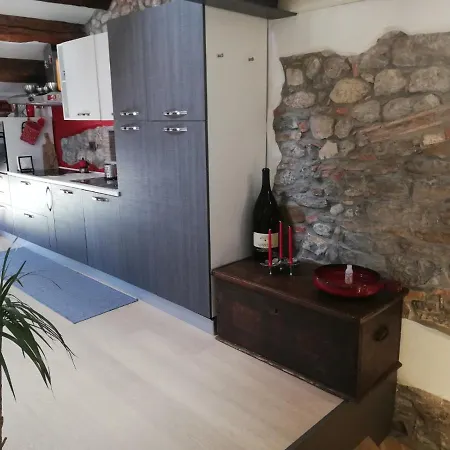 Loft In Piazza Con Soppalco