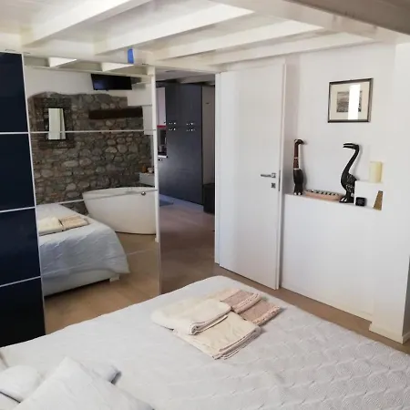 Loft In Piazza Con Soppalco דירה Cividale del Friuli