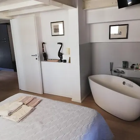 Loft In Piazza Con Soppalco Cividale Del Friuli
