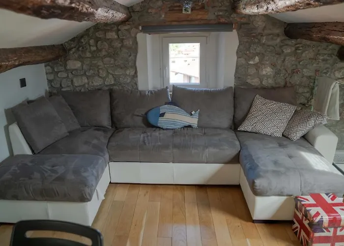 Loft In Piazza Con Soppalco Apartman