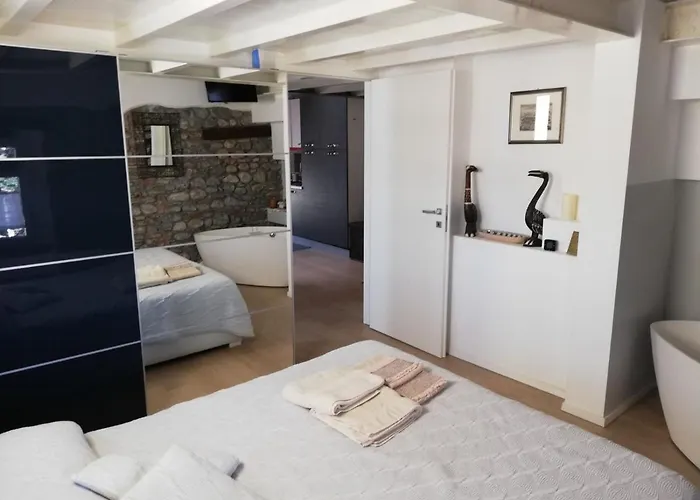 Loft In Piazza Con Soppalco Apartman Cividale del Friuli